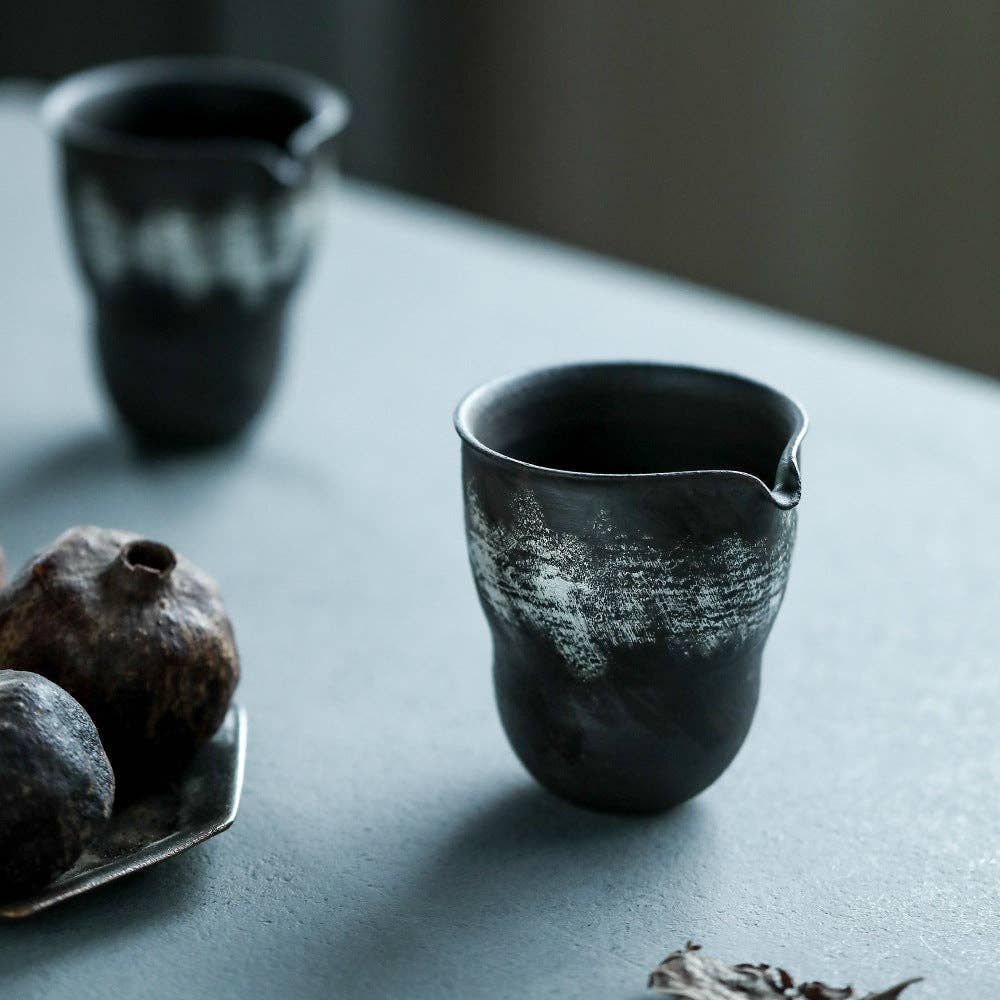 Ceramic Silver Brushing Black Pitcher