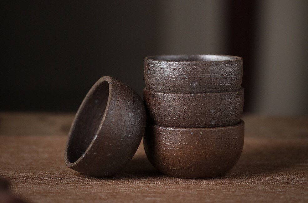 Old Rock Mud Tea Cup