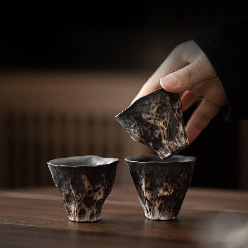 Black Wabi-sabi Tea Cup