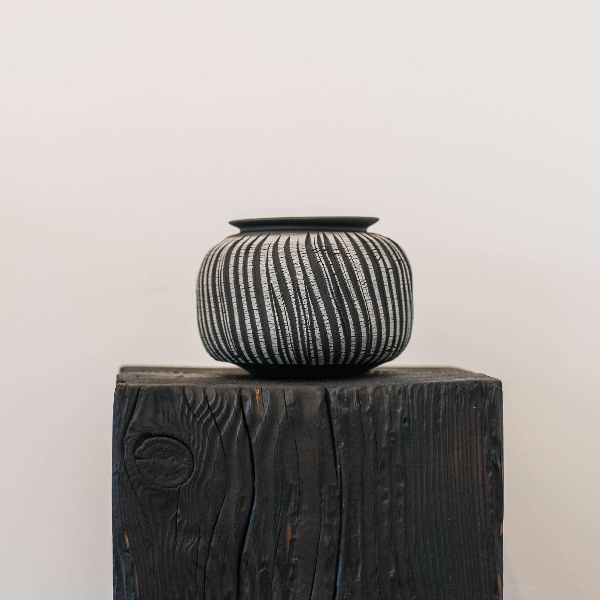 Ribbed Onyx + Ivory Vessel