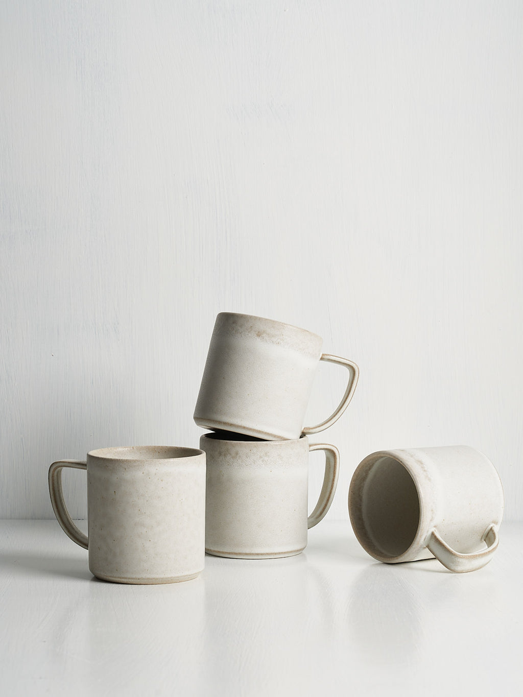 Standard Affair Pillar Mug