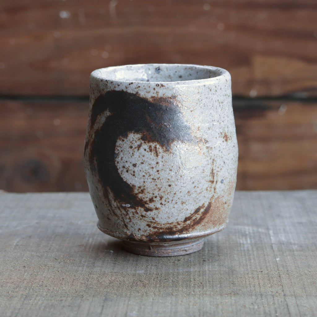 Wild Clay Yunomi with Iron Decoration