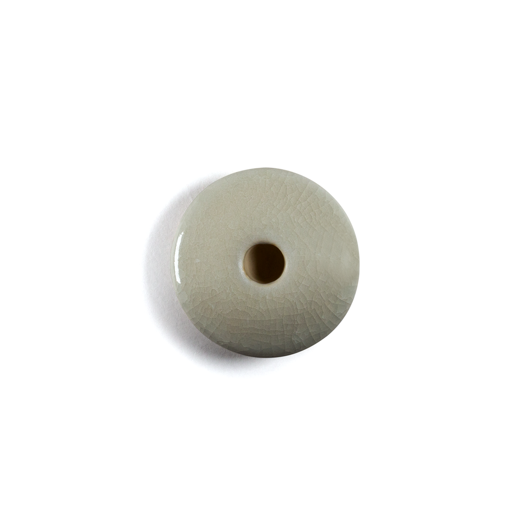 Disk Ceramic Candle Holder in Quartz
