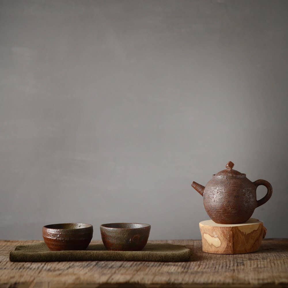 Old Rock Mud Tea Cup