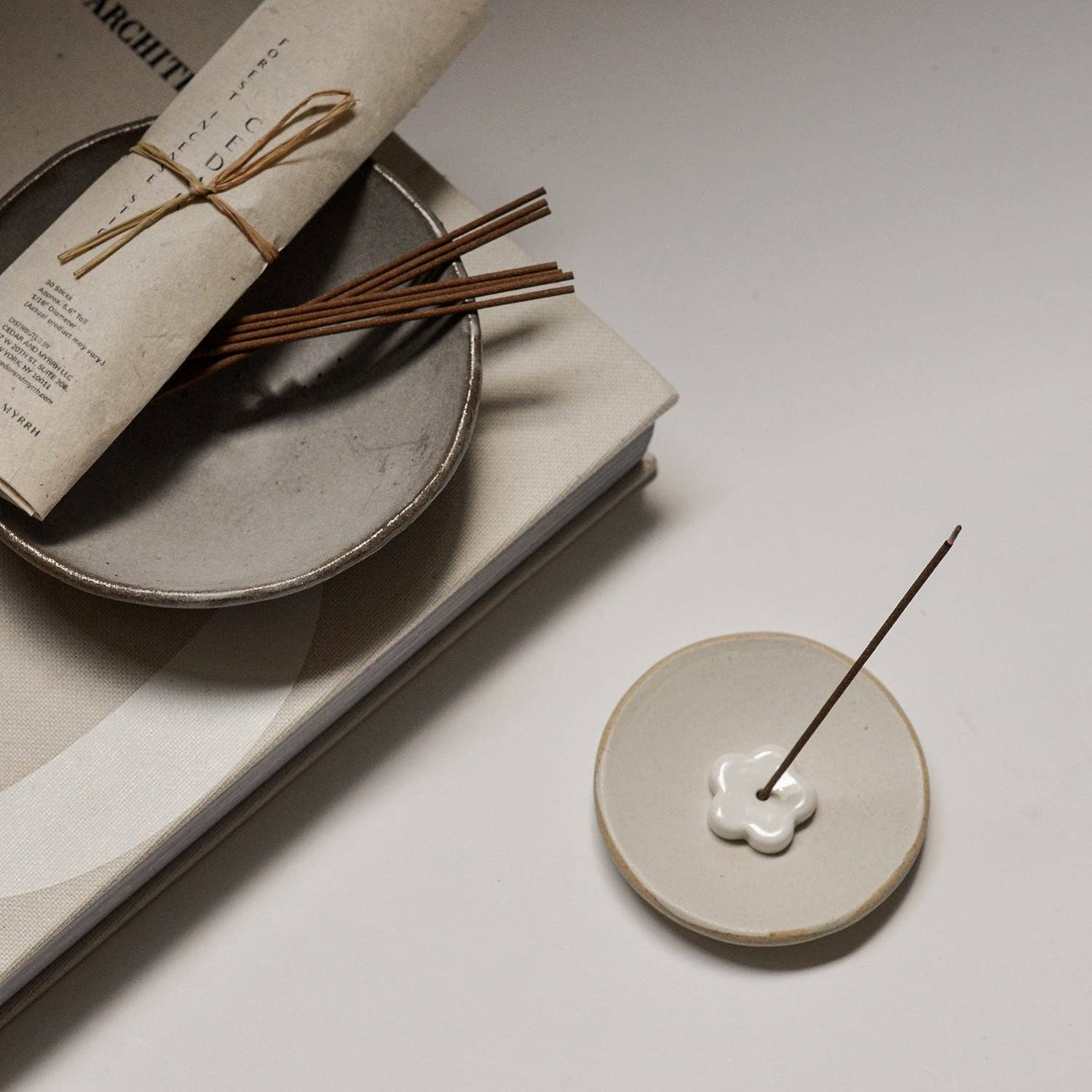 Cedarwood Incense Stick Set – 30 Sticks